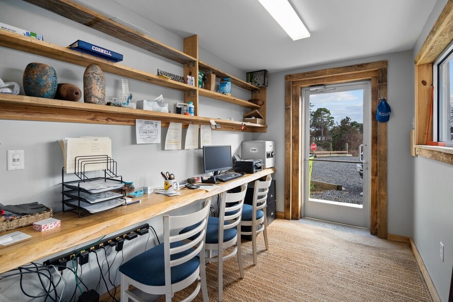 More Photos Of 4810 Long Beach Rd SE, Southport General Retail For Sale