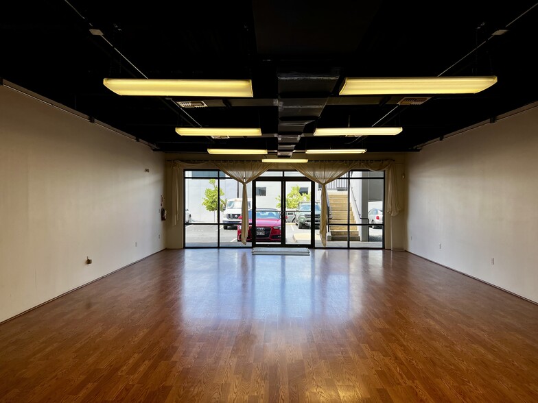 More Photos Of 320 Ohukai Rd, Kihei Office For Sale
