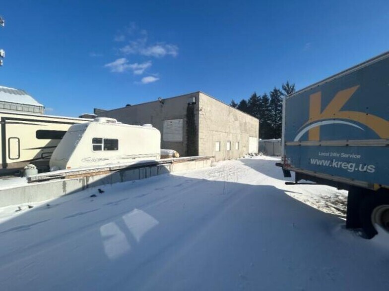 More Photos Of 6149 Cleveland St, Merrillville Industrial For Sale