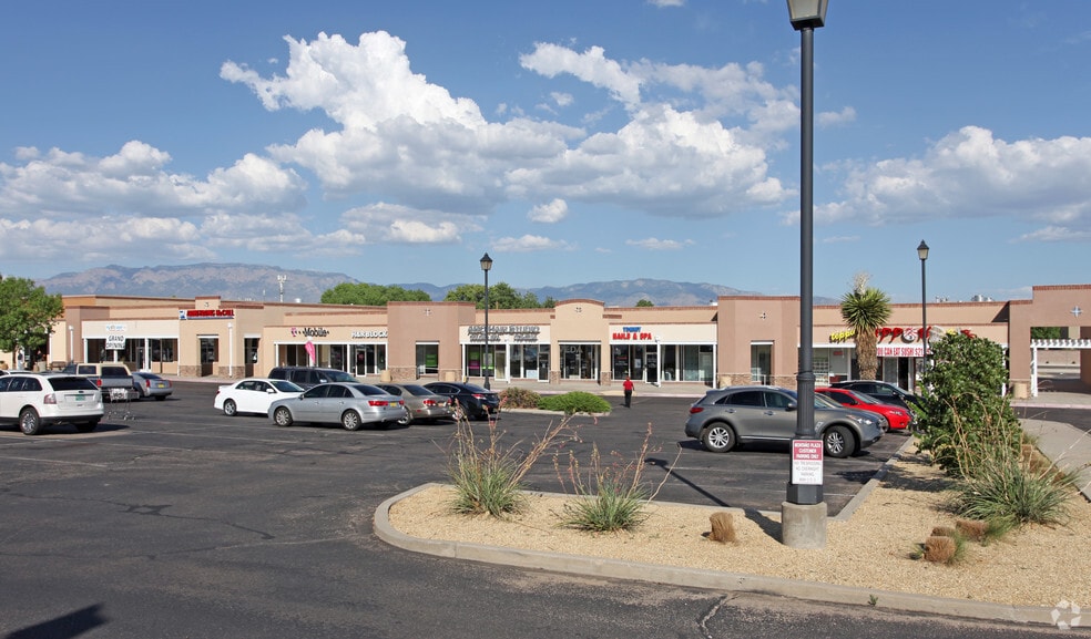 More Photos Of 6000-6200 Coors Blvd, Albuquerque Unknown For Lease