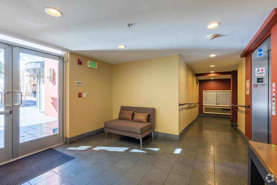 More Photos Of 65 W Dayton St, Pasadena Coworking Space