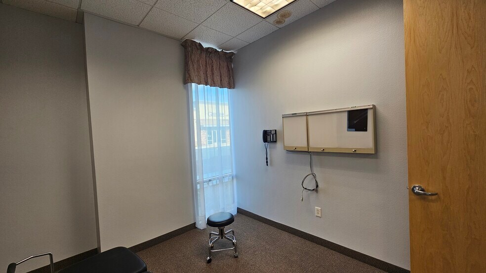 More Photos Of 6859 S Eastern Ave, Las Vegas Medical For Sale