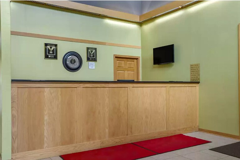 More Photos Of 1207 Saint Croix St, River Falls Hotel For Sale