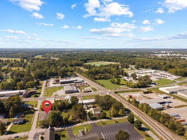 More Photos Of 78 Ash St, Calvert City Office For Sale