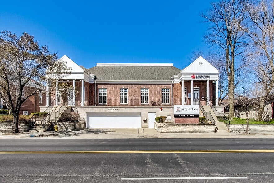 More Photos Of 324 W Touhy Ave, Park Ridge Office For Lease