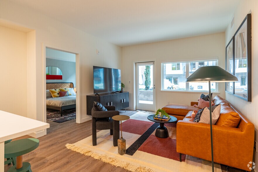 More Photos Of 1100 Webster St, Oakland Apartments For Lease