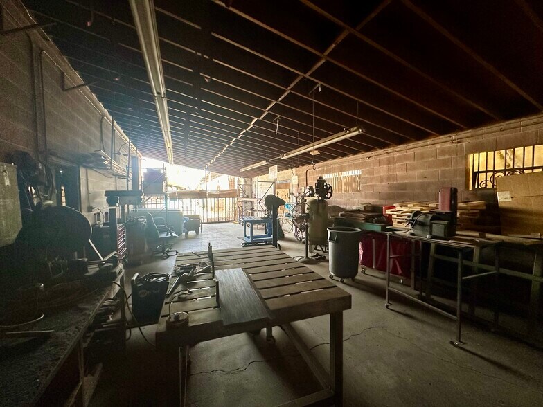 More Photos Of 3226 Franklin Ave, Riverside Manufacturing For Lease