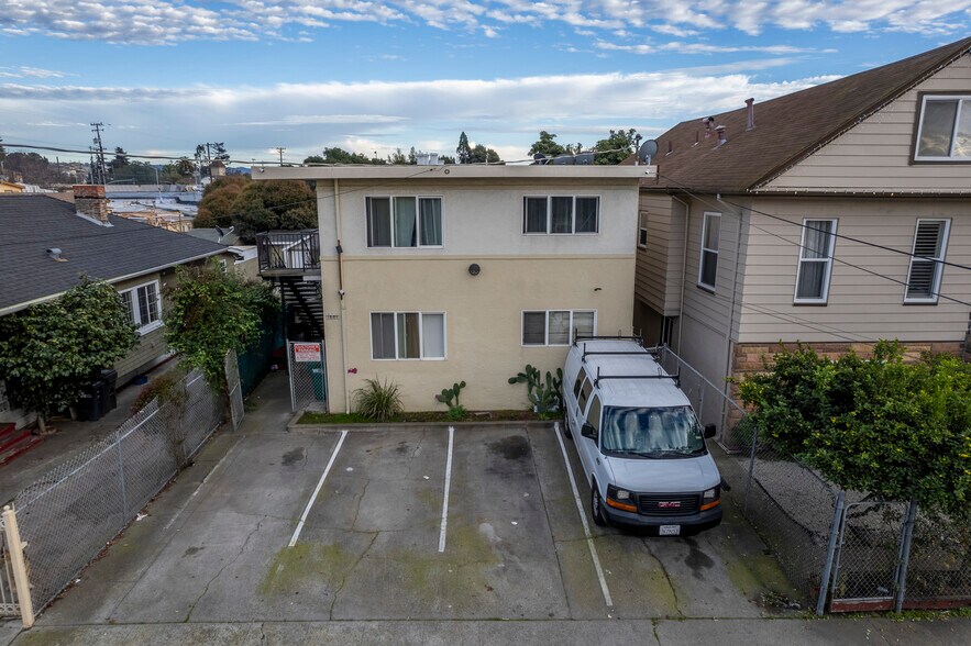 More Photos Of 1806 41st Ave, Oakland Apartments For Sale