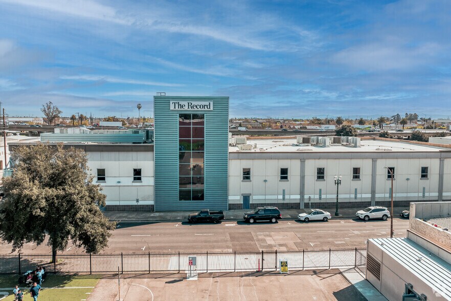 More Photos Of 612 E Market St, Stockton Refrigeration Cold Storage For Lease