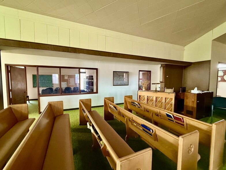 More Photos Of 209 1st N st, Hingham Religious Facility For Sale