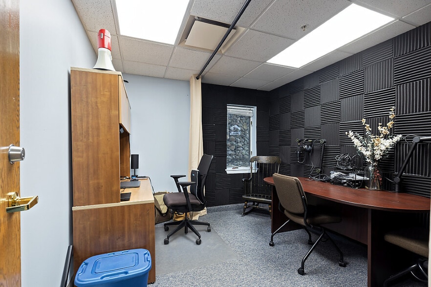 More Photos Of 219 Capitol St, Augusta Office For Lease