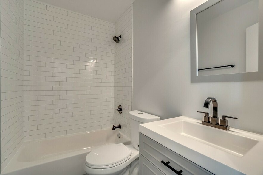 More Photos Of 3126 16th St NW, Washington Apartments For Sale