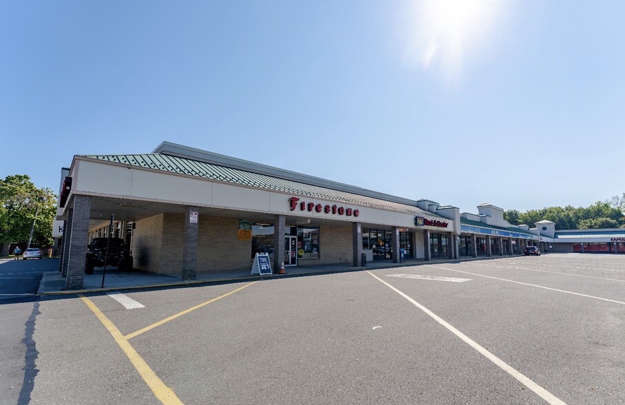 More Photos Of 264-350 Middle Country Rd, Coram Unknown For Lease