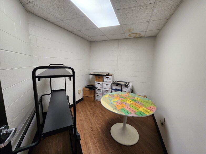 More Photos Of 501 Howell Rd, Greenville Office For Lease