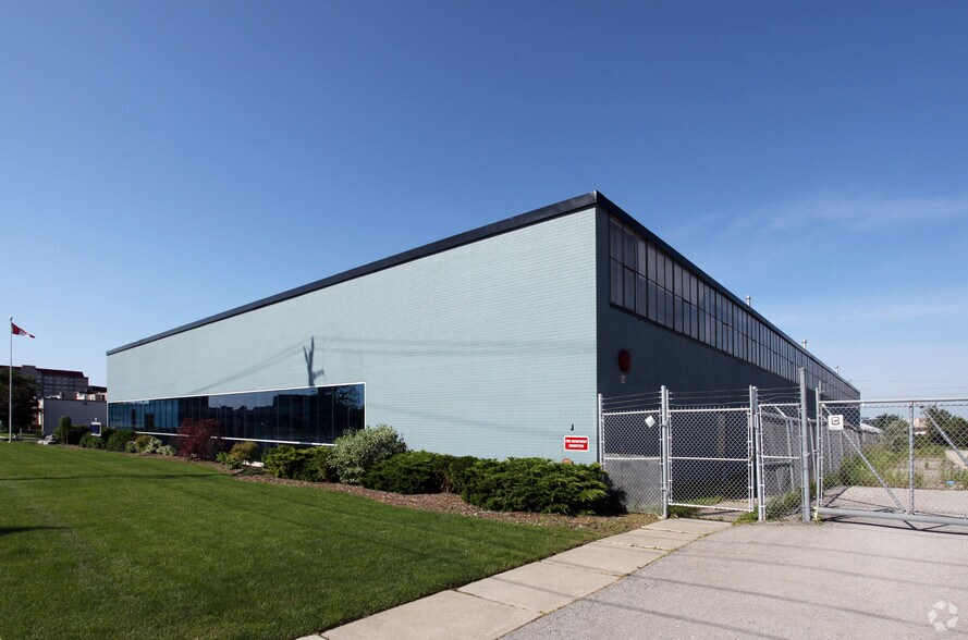 More Photos Of 254 Attwell Dr, Toronto Service For Lease