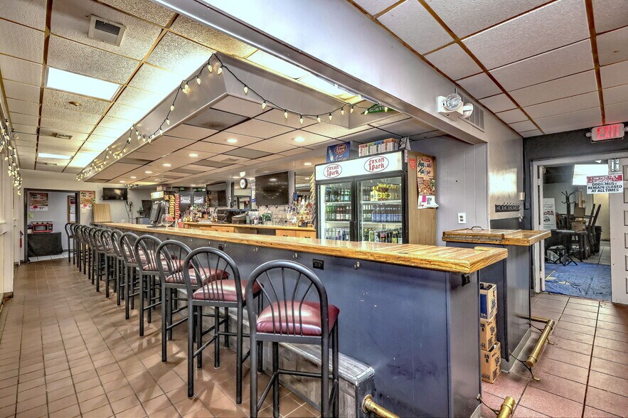 More Photos Of 560 Woodward Ave, New Haven Flex For Sale