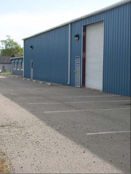 More Photos Of 6100 Bellevue Ln, Anderson Warehouse For Sale