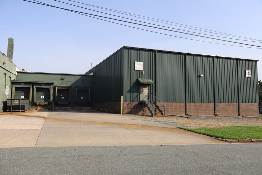 Primary Photo Of 849 Main St, Burlington Warehouse For Lease