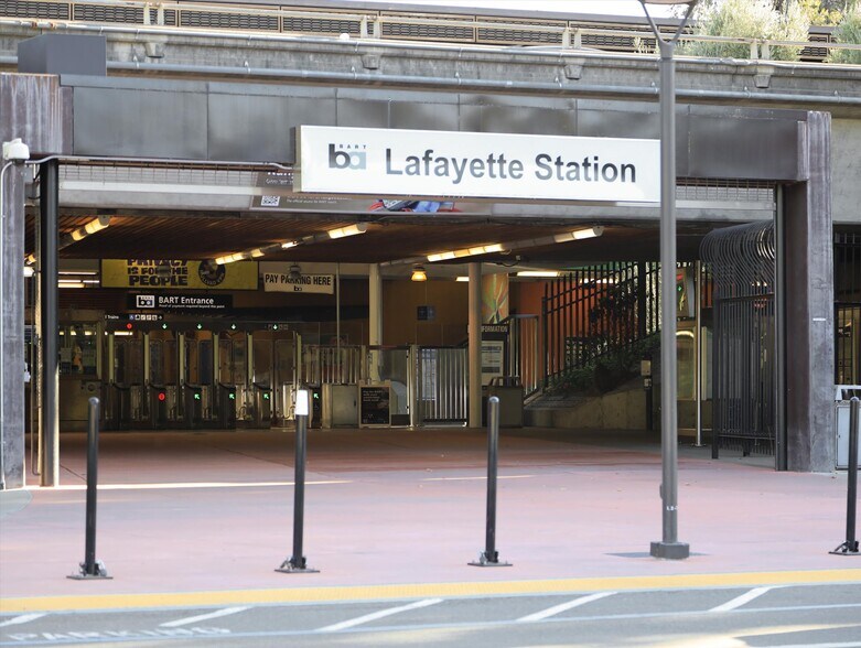 More Photos Of 891 Bell St, Lafayette Apartments For Sale