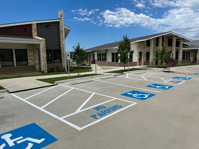More Photos Of 13341 W Highway 290, Austin Medical For Sale