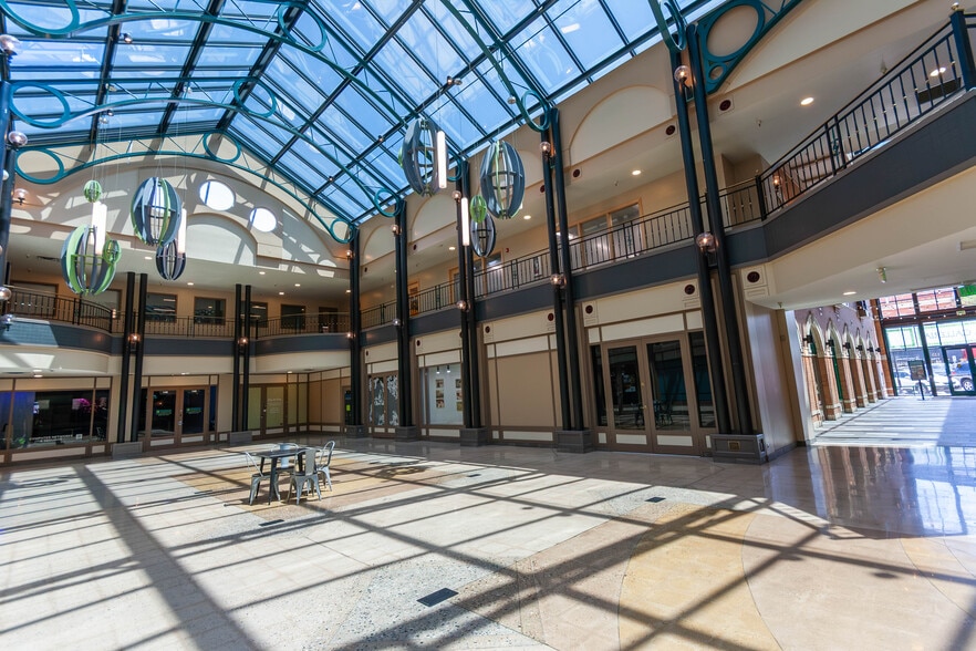 More Photos Of 123-147 N College Ave, Fort Collins Office For Sale