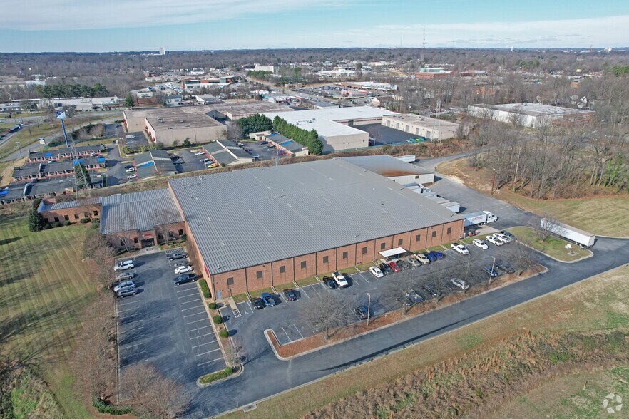More Photos Of 200 E Meadowview Rd, Greensboro Manufacturing For Lease