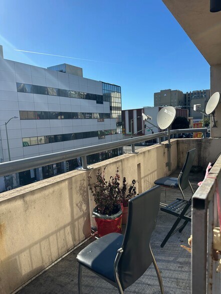 More Photos Of 328 7th St, Oakland Storefront Retail Office For Lease