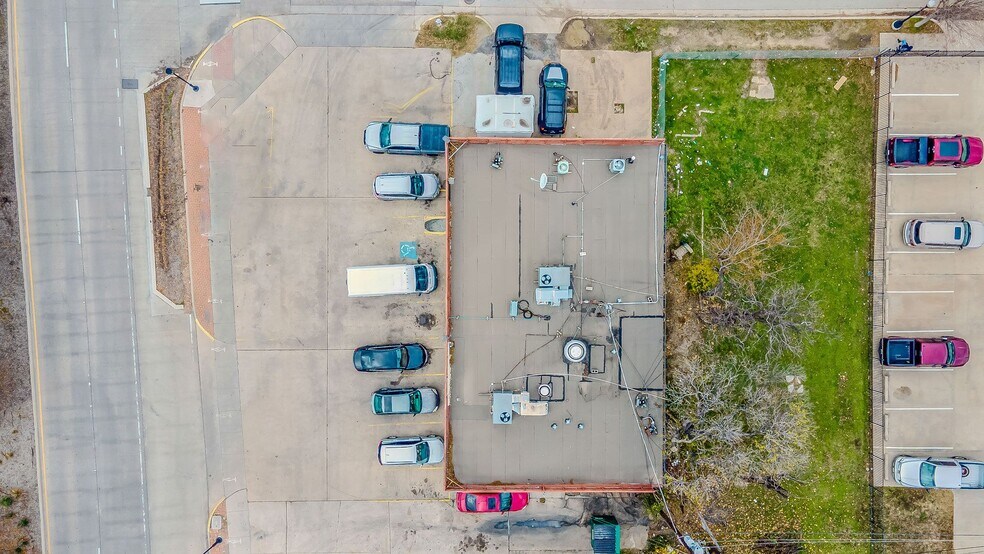 More Photos Of 950 W Rosedale St, Fort Worth Freestanding For Sale