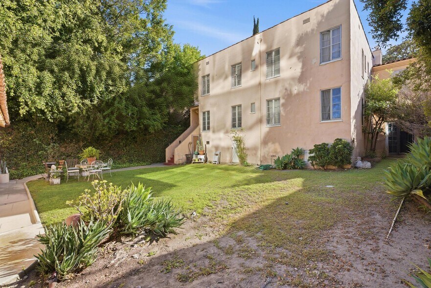 More Photos Of 1232 Smithwood Dr, Los Angeles Apartments For Sale