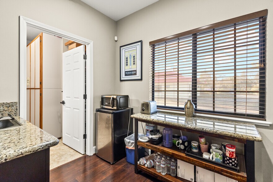 More Photos Of 669 Palmetto Ave, Chico Office For Sale