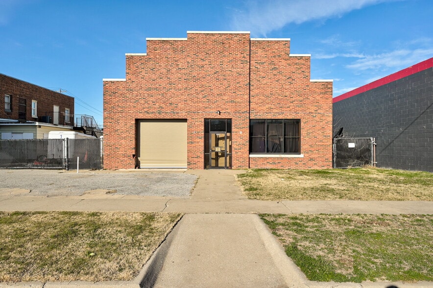 More Photos Of 2205 Exchange Ave, Oklahoma City Religious Facility For Sale