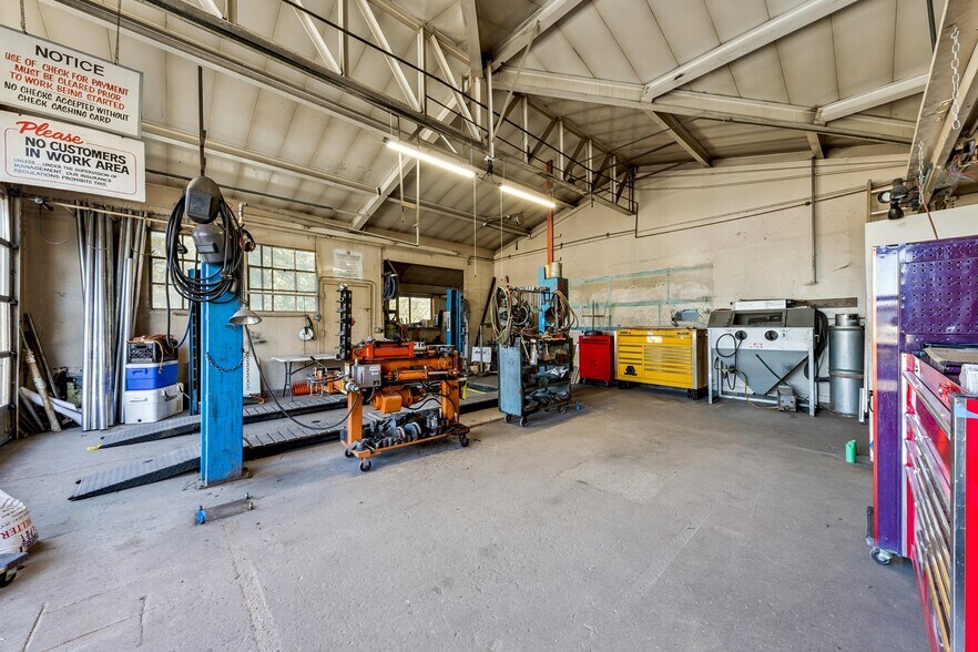 More Photos Of 2774 Lake Tahoe Blvd, South Lake Tahoe Industrial For Sale