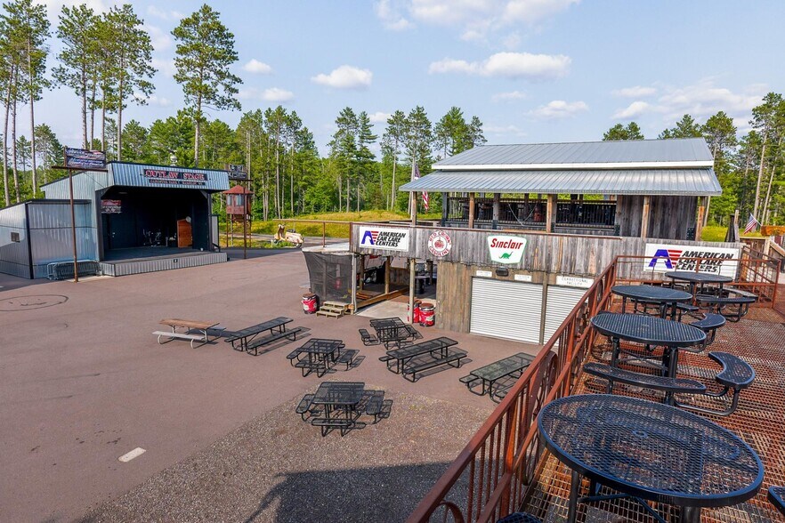 More Photos Of 5261 US-51, Harshaw Theater Concert Hall For Sale