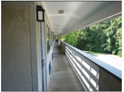 More Photos Of 4265 Shirley Dr, Atlanta Hotel For Sale