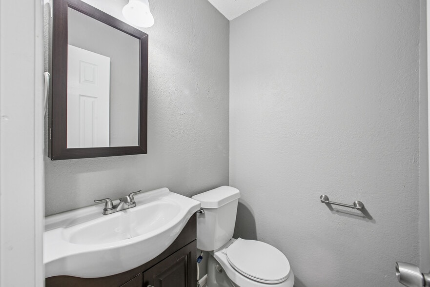 More Photos Of 3733-3737 Reagan Dr, Fort Worth Apartments For Sale