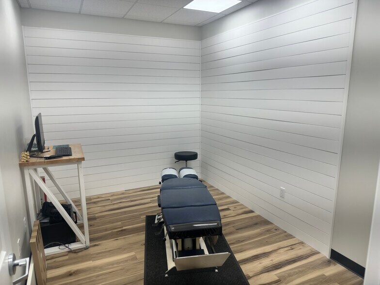 More Photos Of 3821 Woodbriar Trl, Port Orange Medical For Sale