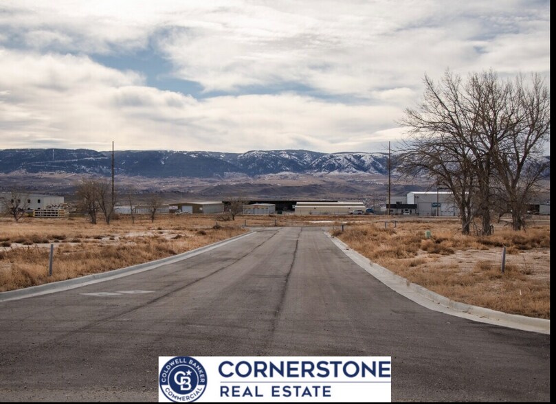 More Photos Of Opportunity, Mills Land For Sale