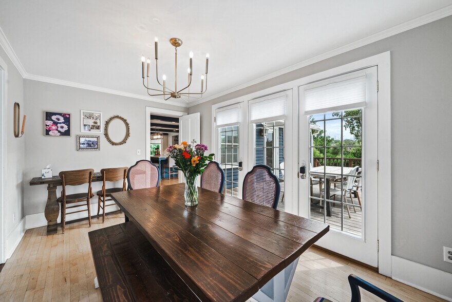 More Photos Of 371 Water St, Excelsior Hospitality For Sale