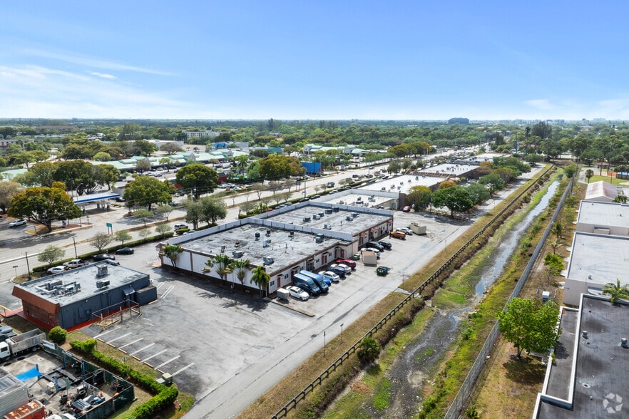 More Photos Of , Coral Springs General Retail For Sale