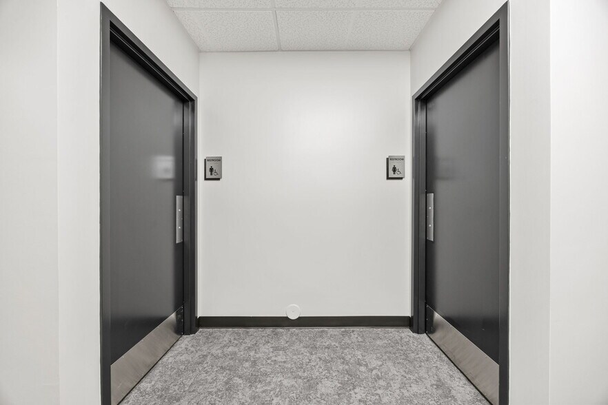 More Photos Of 1700 Coit Rd, Plano Medical For Lease