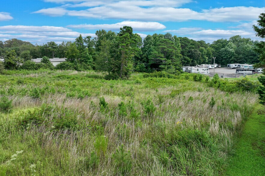 More Photos Of 6005 Holiday Rd, Buford Land For Sale