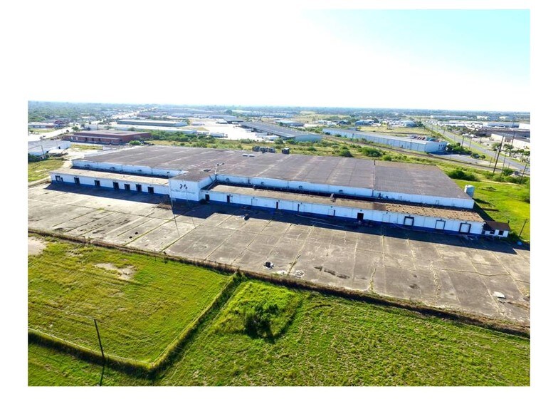More Photos Of 6665 E 14th St, Brownsville Refrigeration Cold Storage For Sale