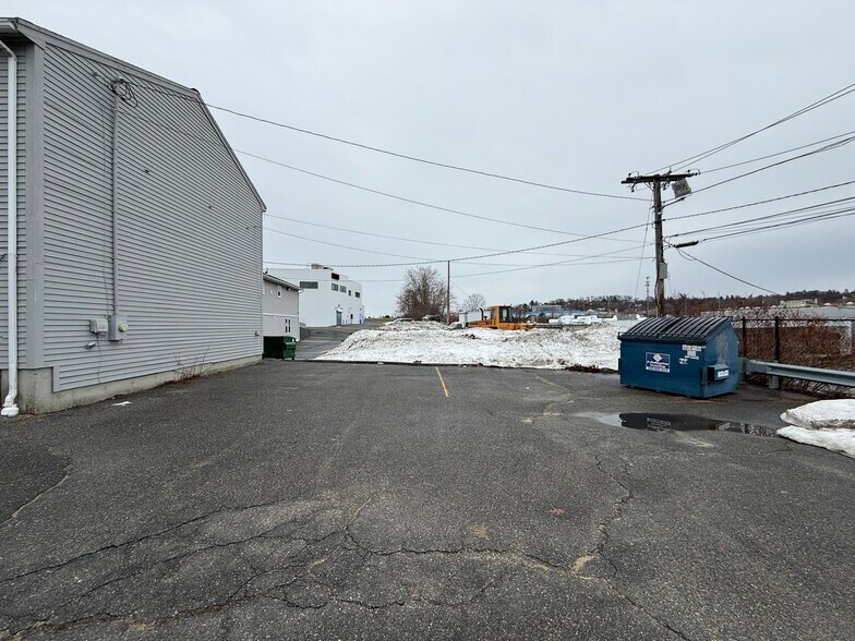 More Photos Of 120 W Boylston St, Worcester Freestanding For Sale