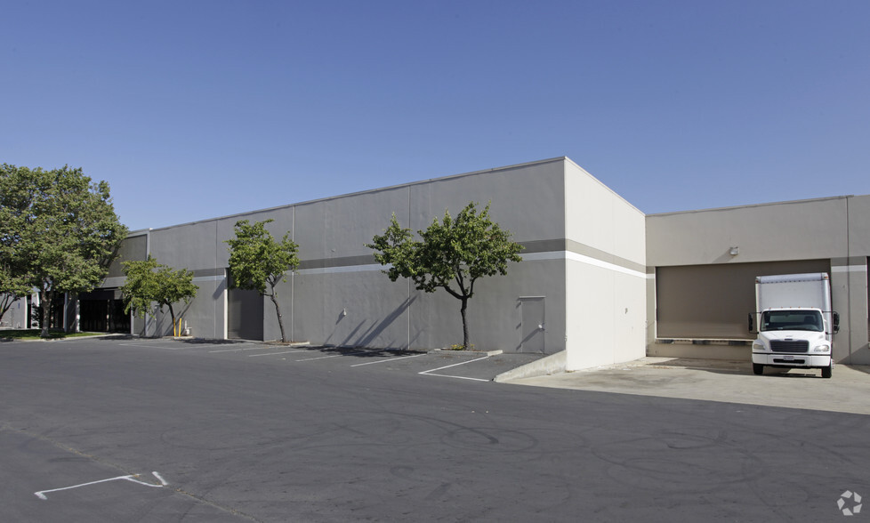 Primary Photo Of 2357 Industrial Pky W, Hayward Industrial For Sale