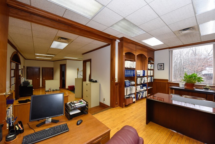 More Photos Of 5266 Seneca St, West Seneca Office For Lease