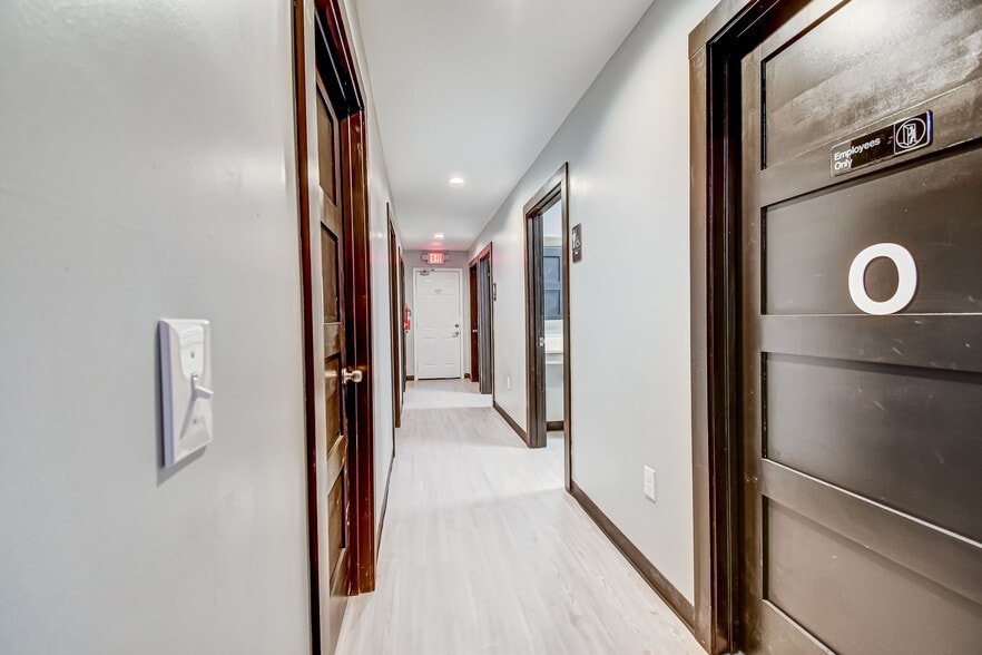 More Photos Of 7777 St Andrews Rd, Irmo Storefront Retail Office For Lease