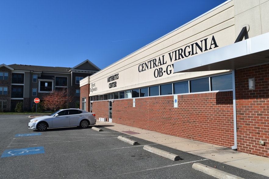 More Photos Of 4541-4545 Spotsylvania Pky, Fredericksburg Medical For Lease