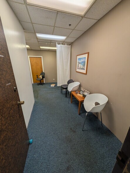 More Photos Of 1314 S king St, Honolulu Medical For Sale