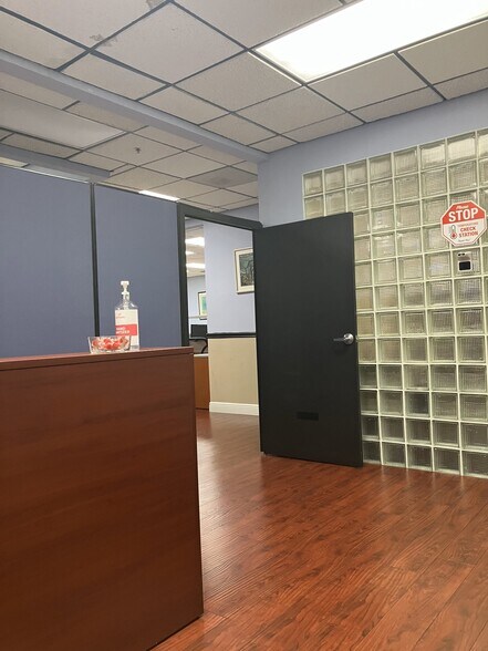 More Photos Of 15600 SW 288th St, Homestead Medical For Lease