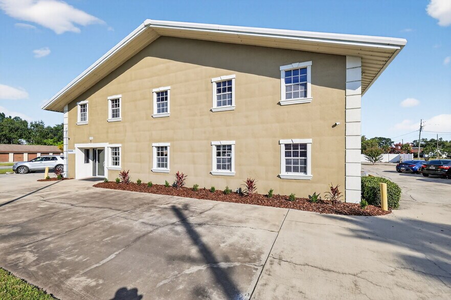 More Photos Of 15925 Old Us Highway 441, Tavares Warehouse For Lease